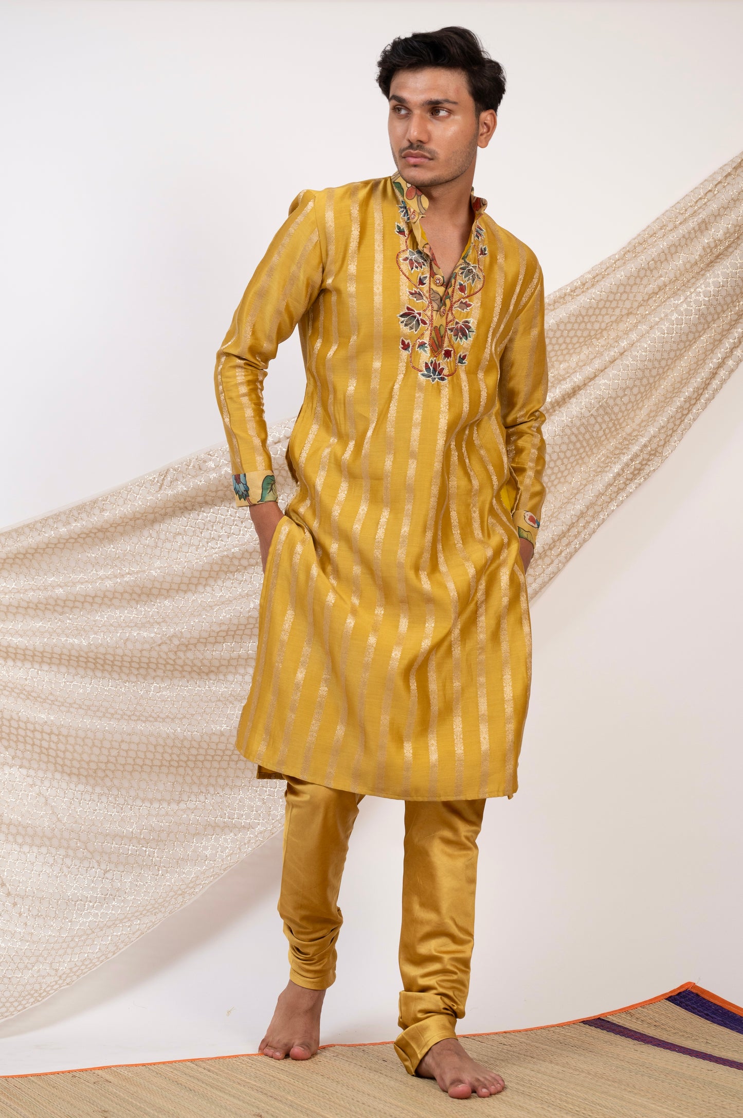 Oakre-Yellow Stripes Kurta Set.