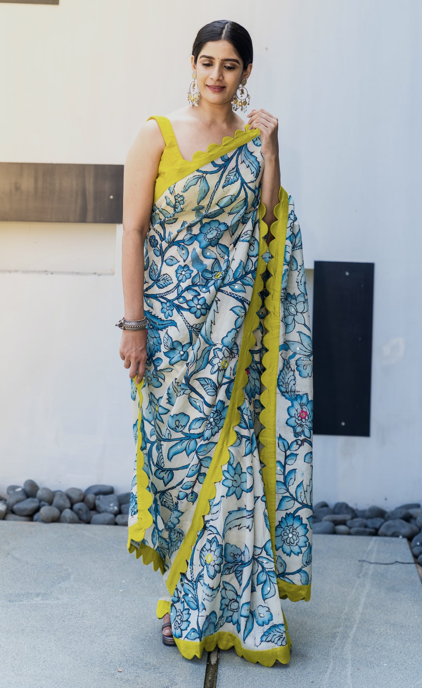 Ivory Blue Hand-Painted Kalamkari Saree Set