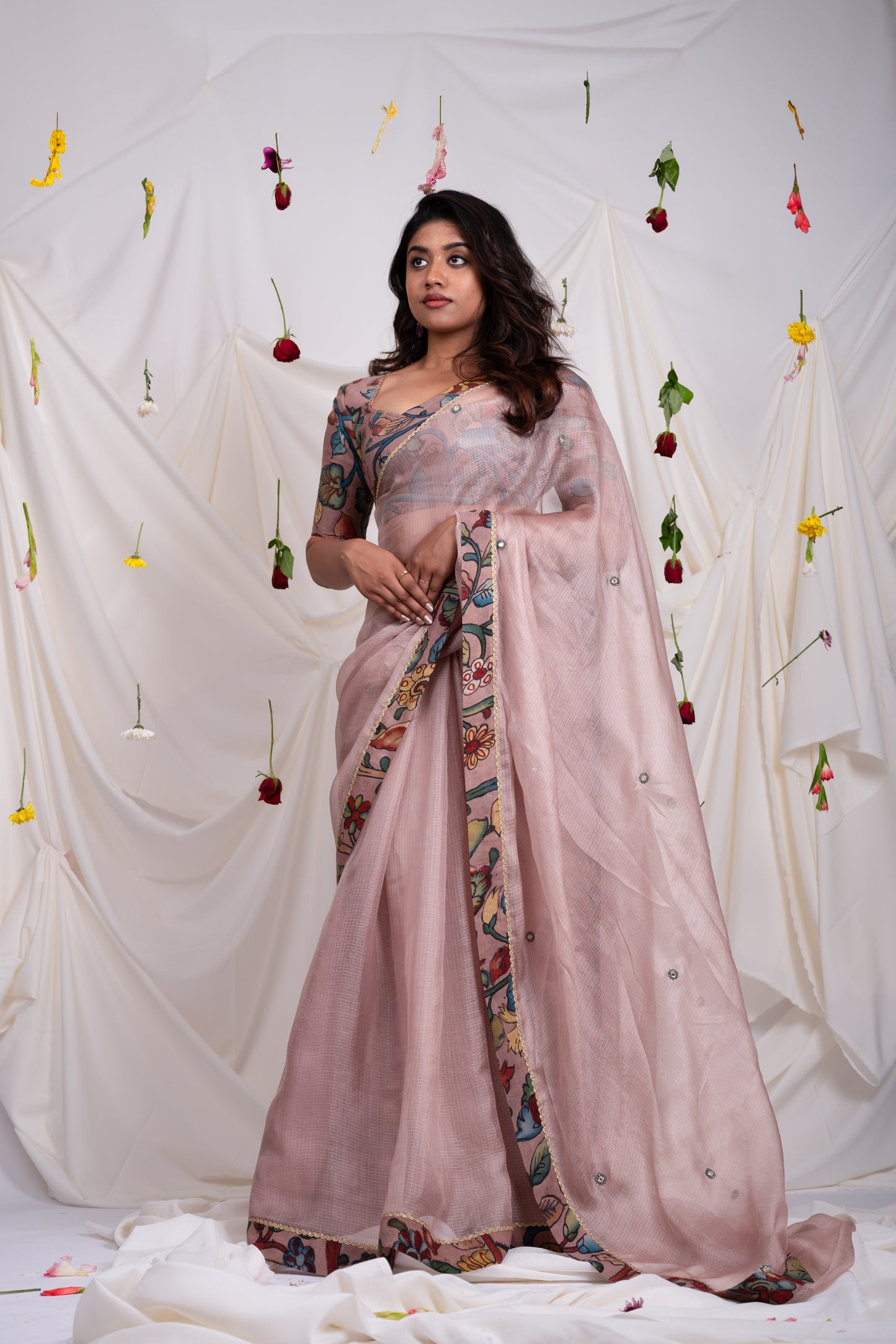 Sandrose-Pink Saree Set With Kalamkari Detailing.