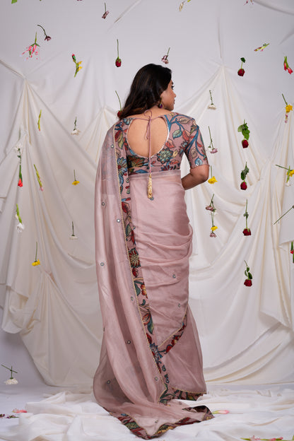 Sandrose-Pink Saree Set With Kalamkari Detailing.