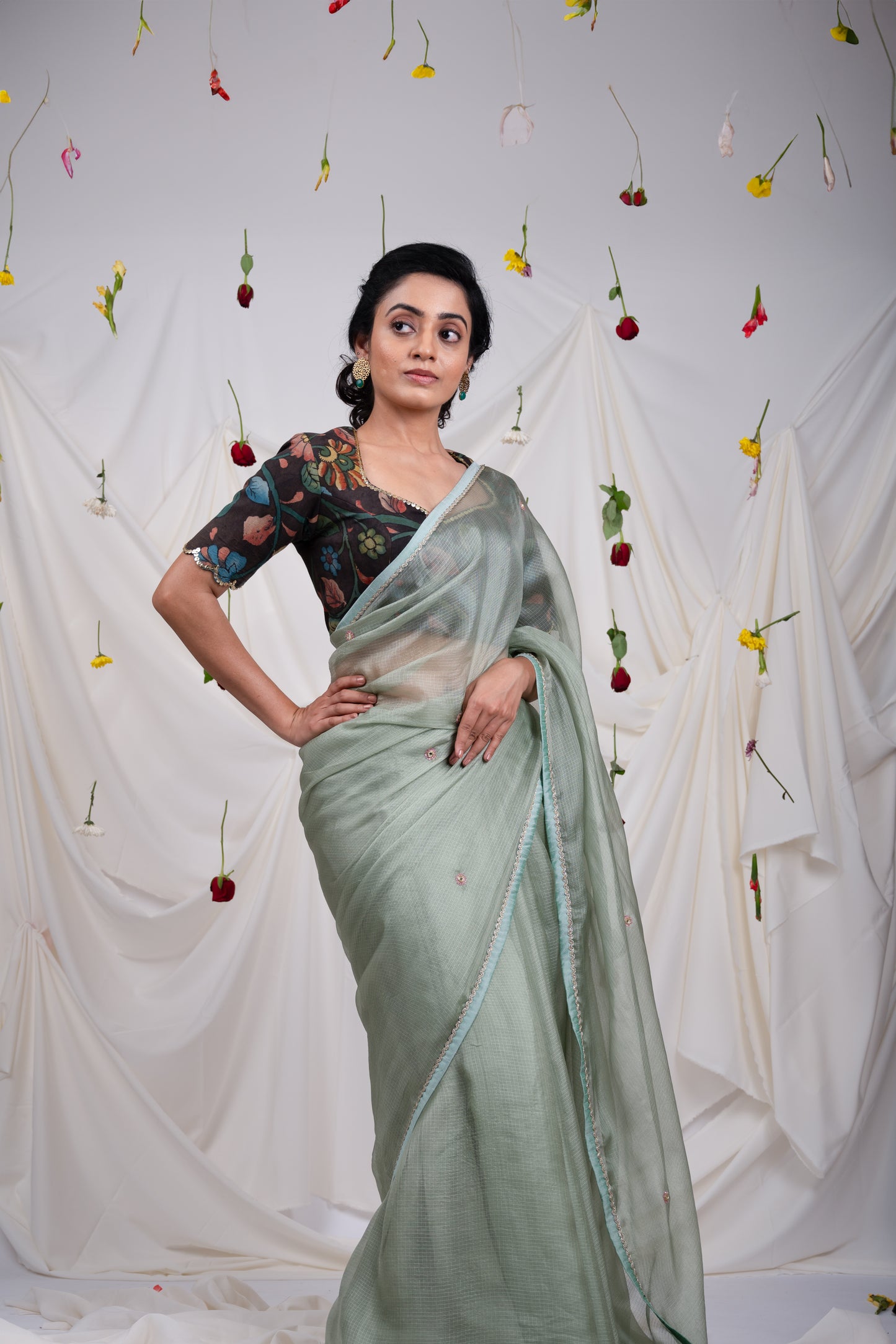 Ice-Green Saree Set With Kalamkari Detailing