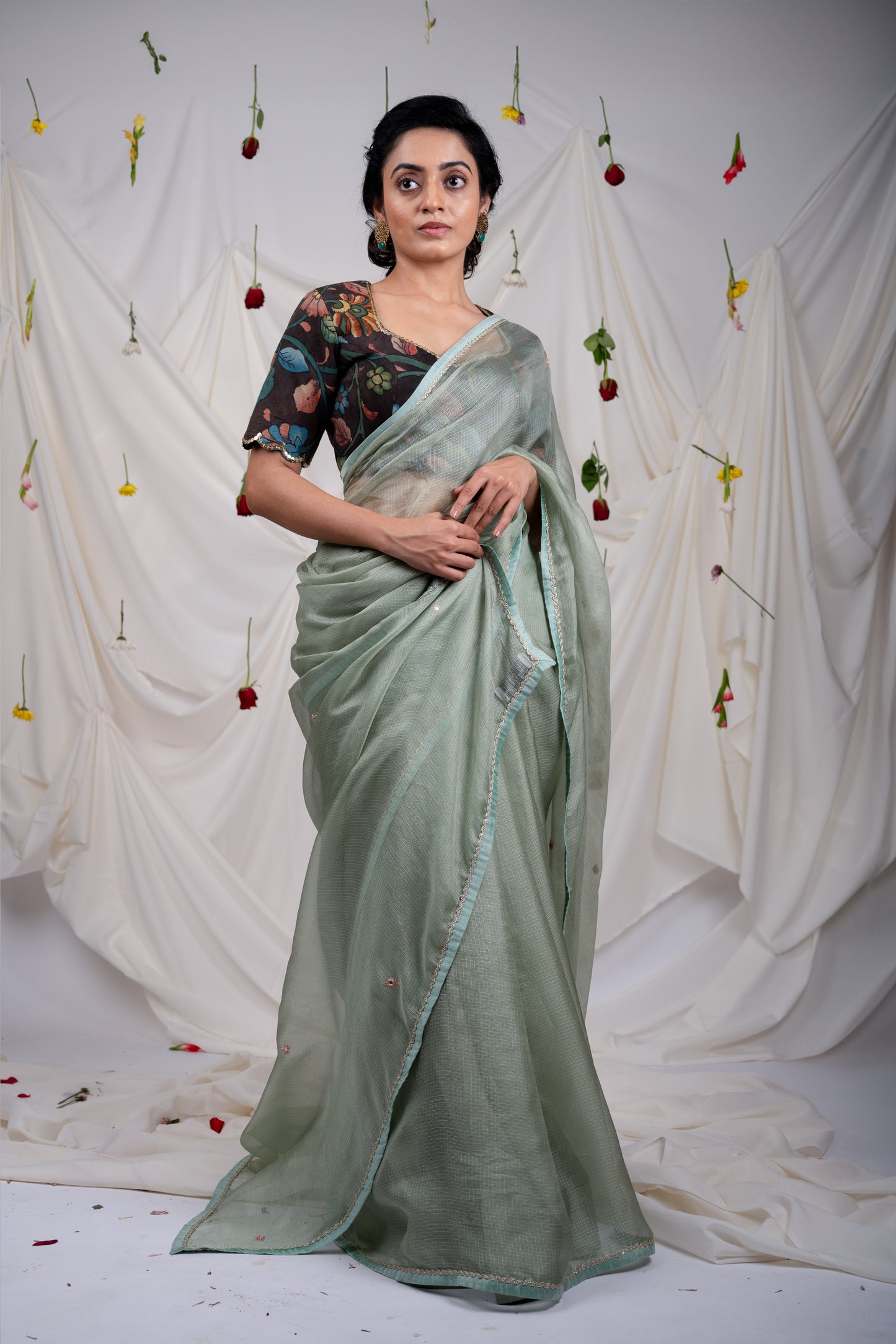 Ice-Green Saree Set With Kalamkari Detailing