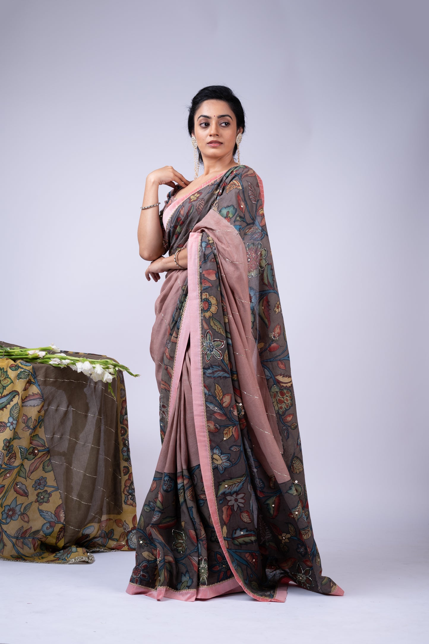 Sandrose-Pink Panelled Kalamkari Saree Set