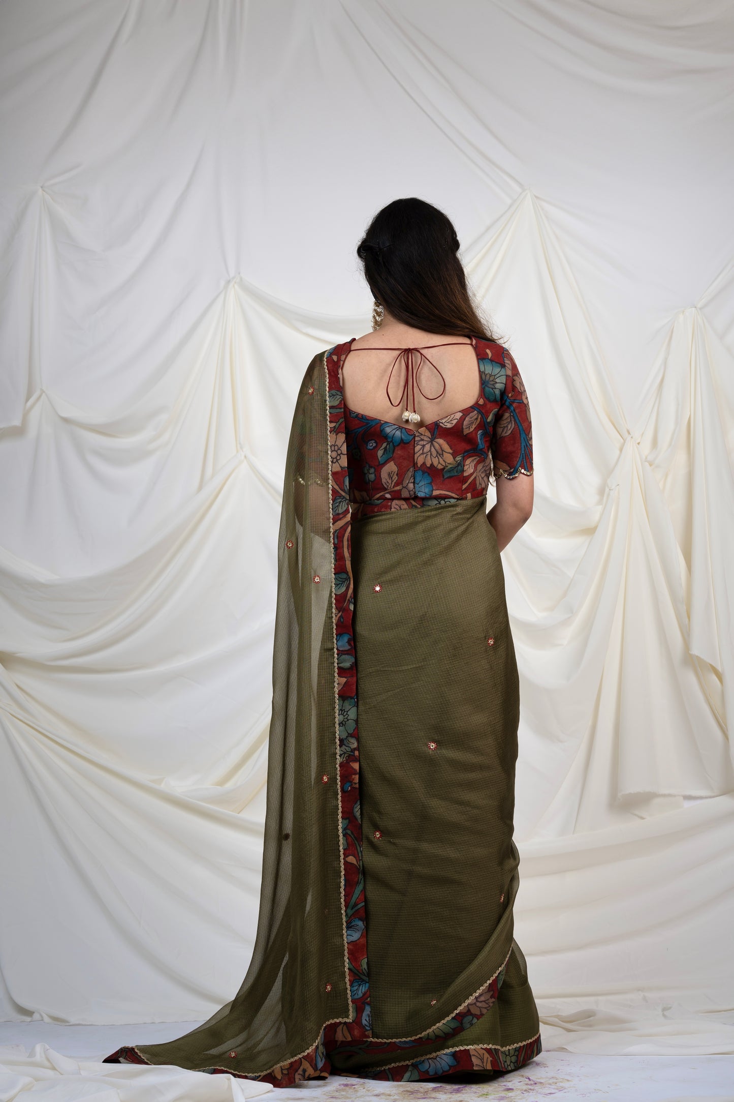 Olive-Green Kalamkari Border Saree Set