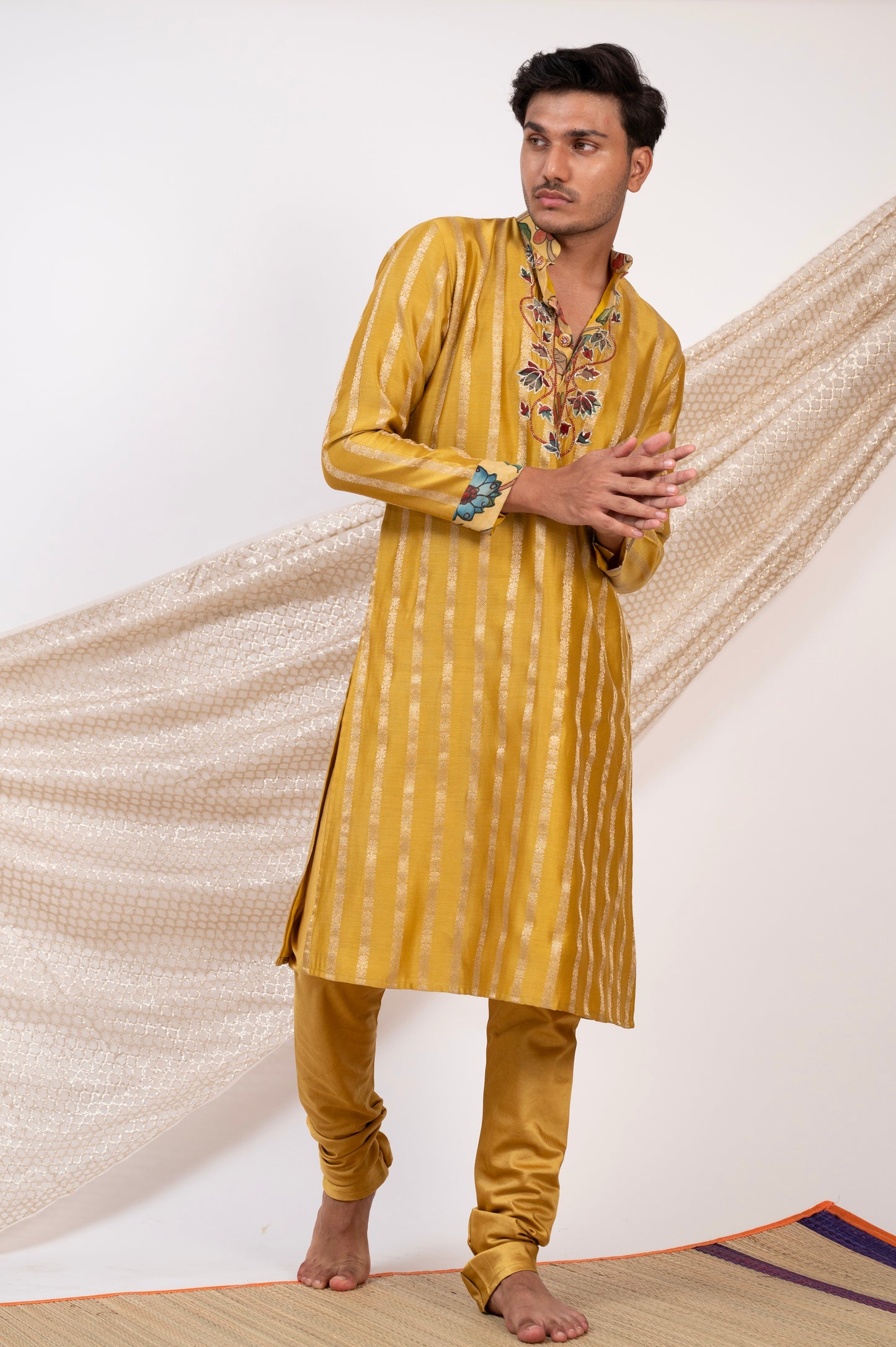 Oakre-Yellow Stripes Kurta Set.