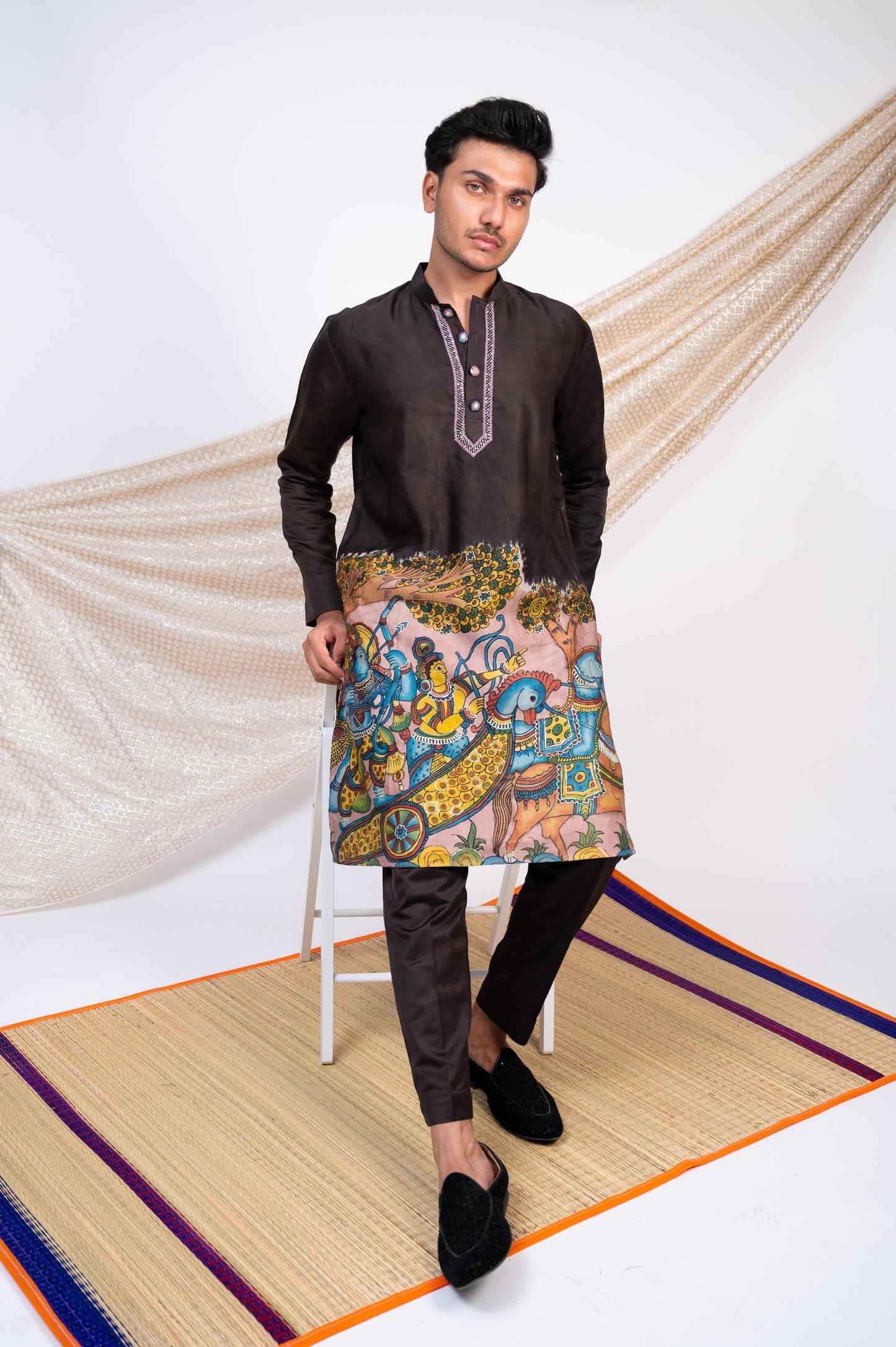 Noir Hand-Painted Kalamkari Sena Kurta Set.