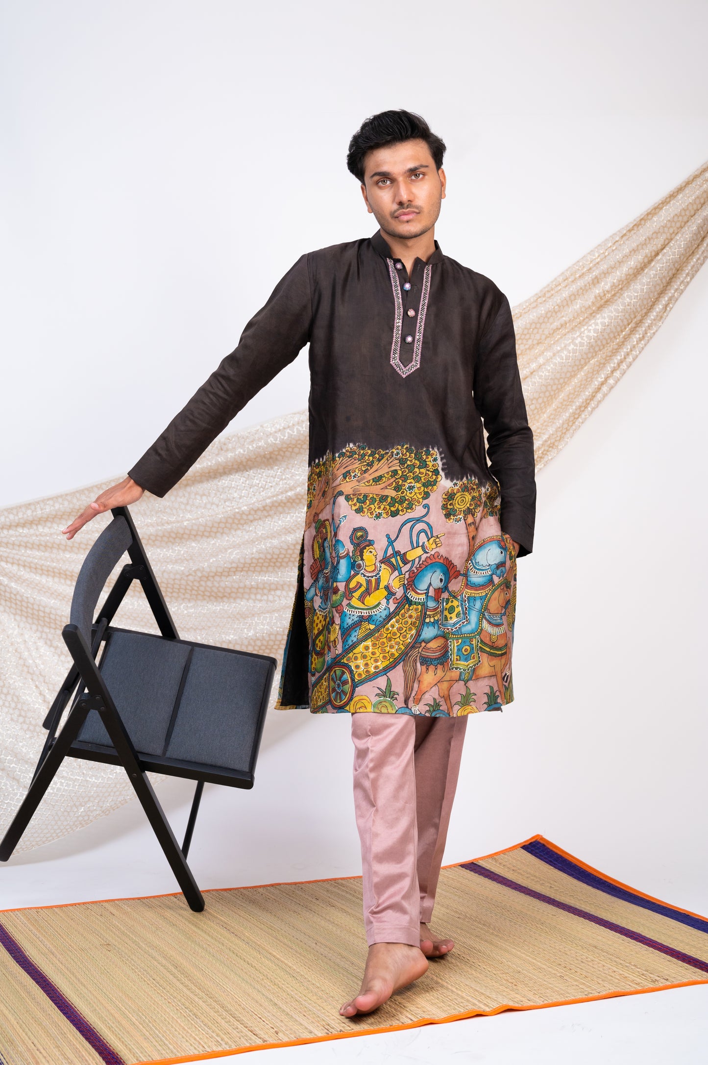 Noir Hand-Painted Kalamkari Sena Kurta Set.