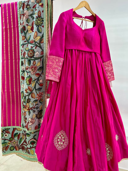 Hotpink Lehenga Set With Kalamkari Detailing.