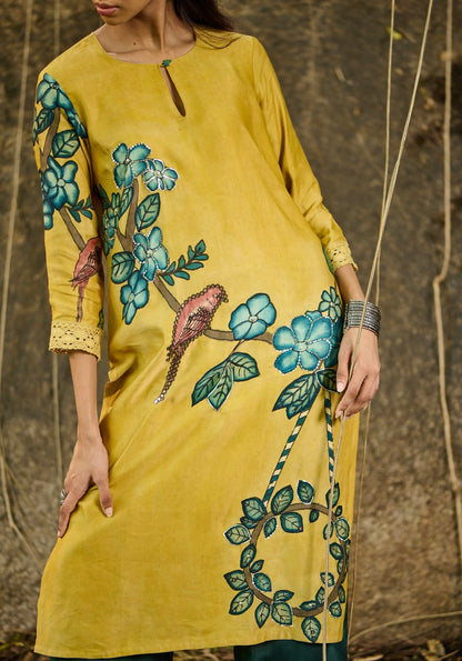 Haldi-Yellow Kalamkari Parrot Kurtha Set