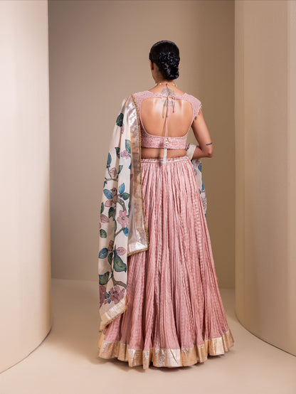 Gulabi Noor Lehenga Set With Birds Outside Cages Kalamkari Dupatta