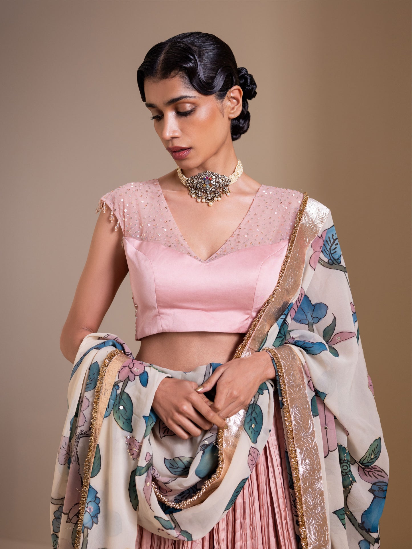 Gulabi Noor Lehenga Set With Birds Outside Cages Kalamkari Dupatta