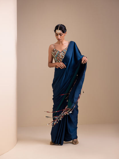 Fringes Of Kalam Pre-Drape Saree Set