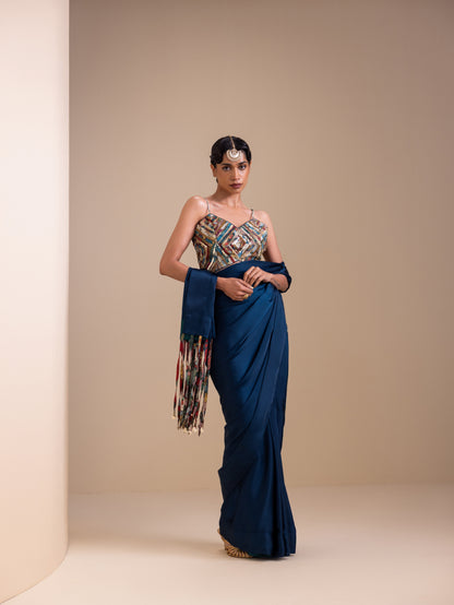 Fringes Of Kalam Pre-Drape Saree Set