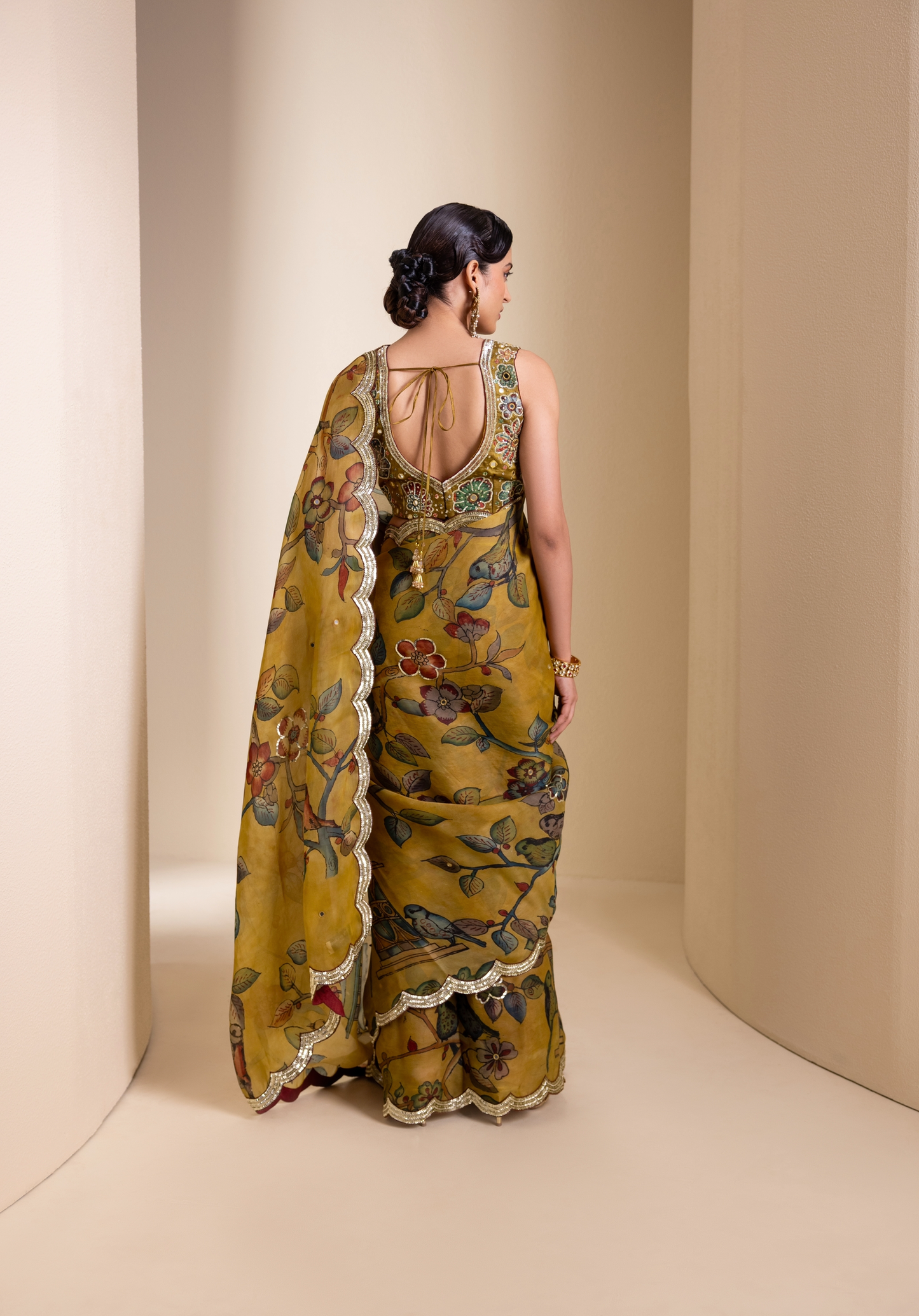 Birds Outside Cages Kalamkari Saree Set