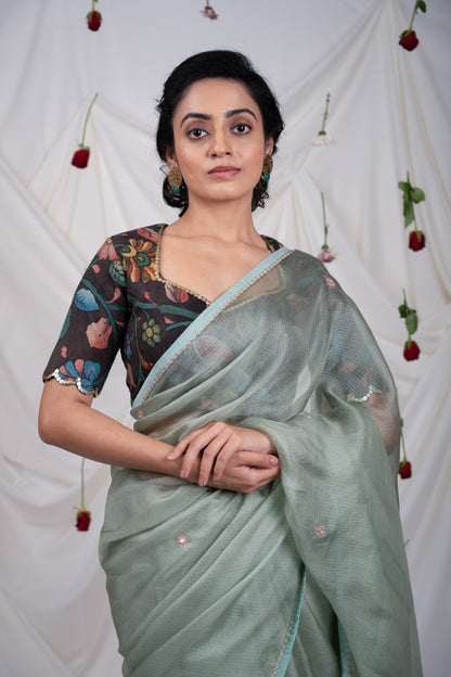 Ice-Green Saree Set With Kalamkari Detailing