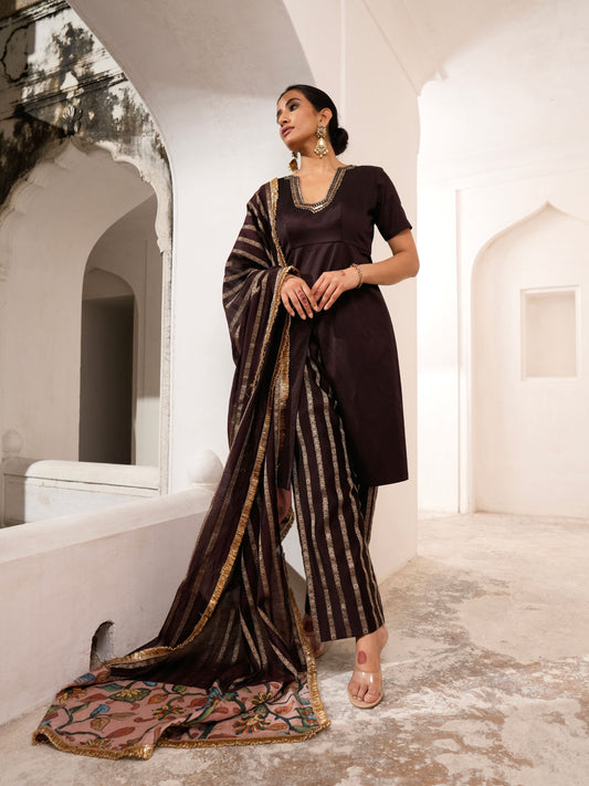 Signature Brown Kurtha Set