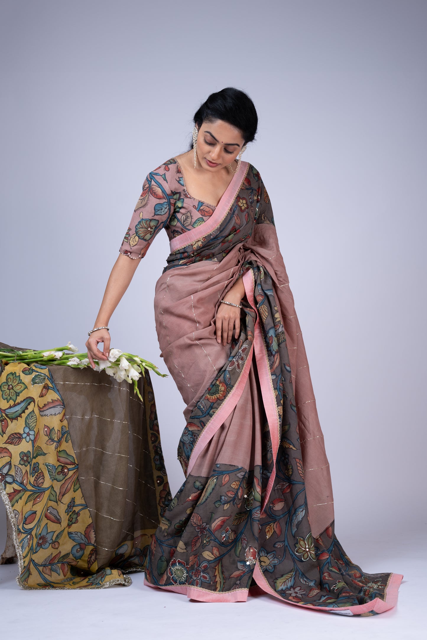 Sandrose-Pink Panelled Kalamkari Saree Set